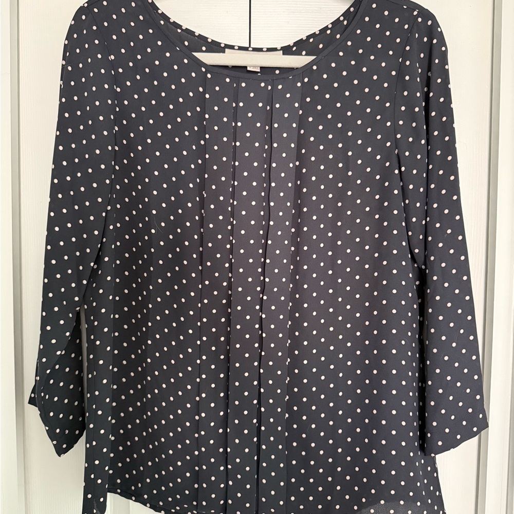 LOFT Navy and White Polka Dot Boxy Pleated 3/4 Sleeve Blouse